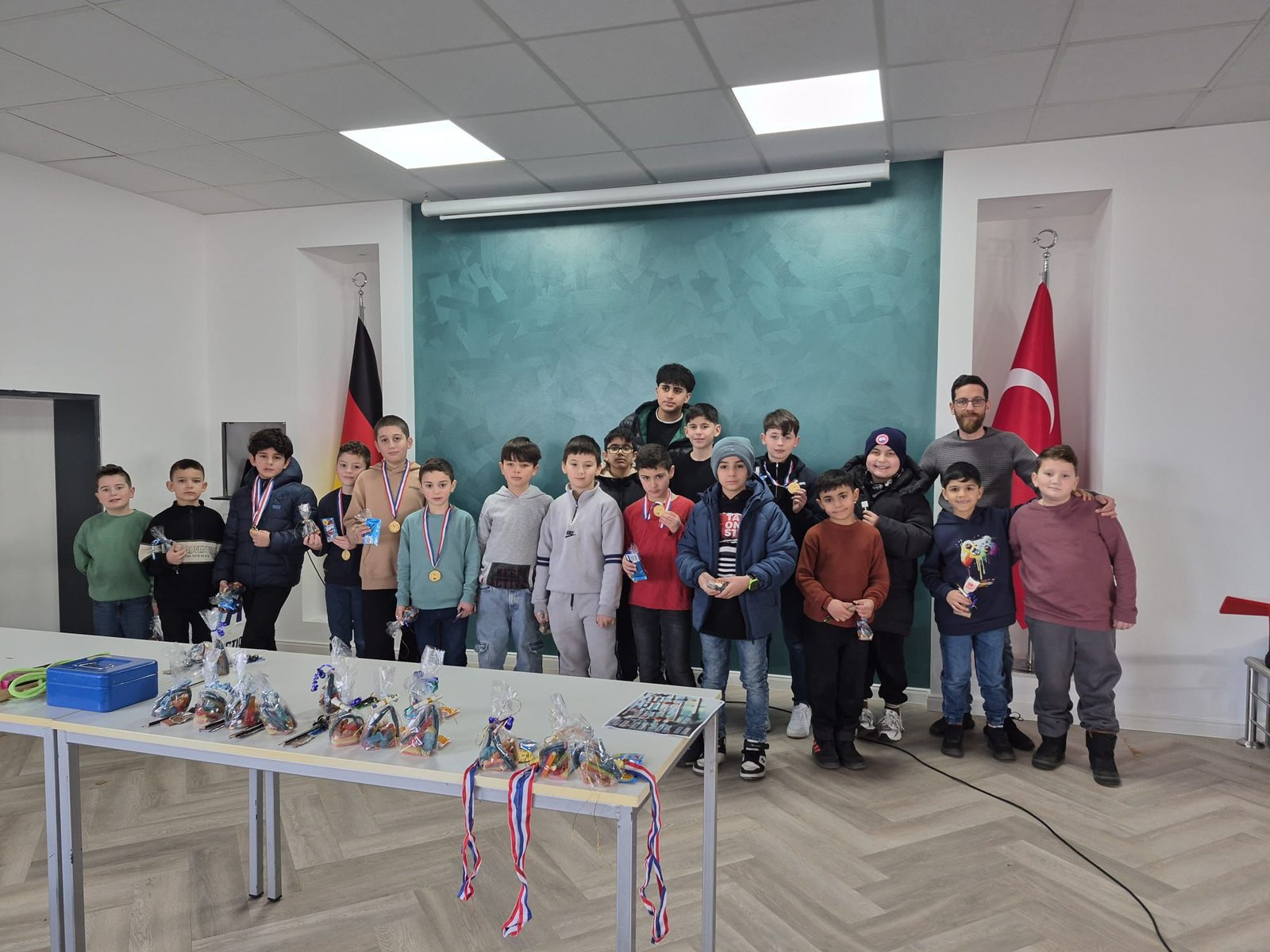 Erkek Öğrencilerimiz için oyun turnuvasi