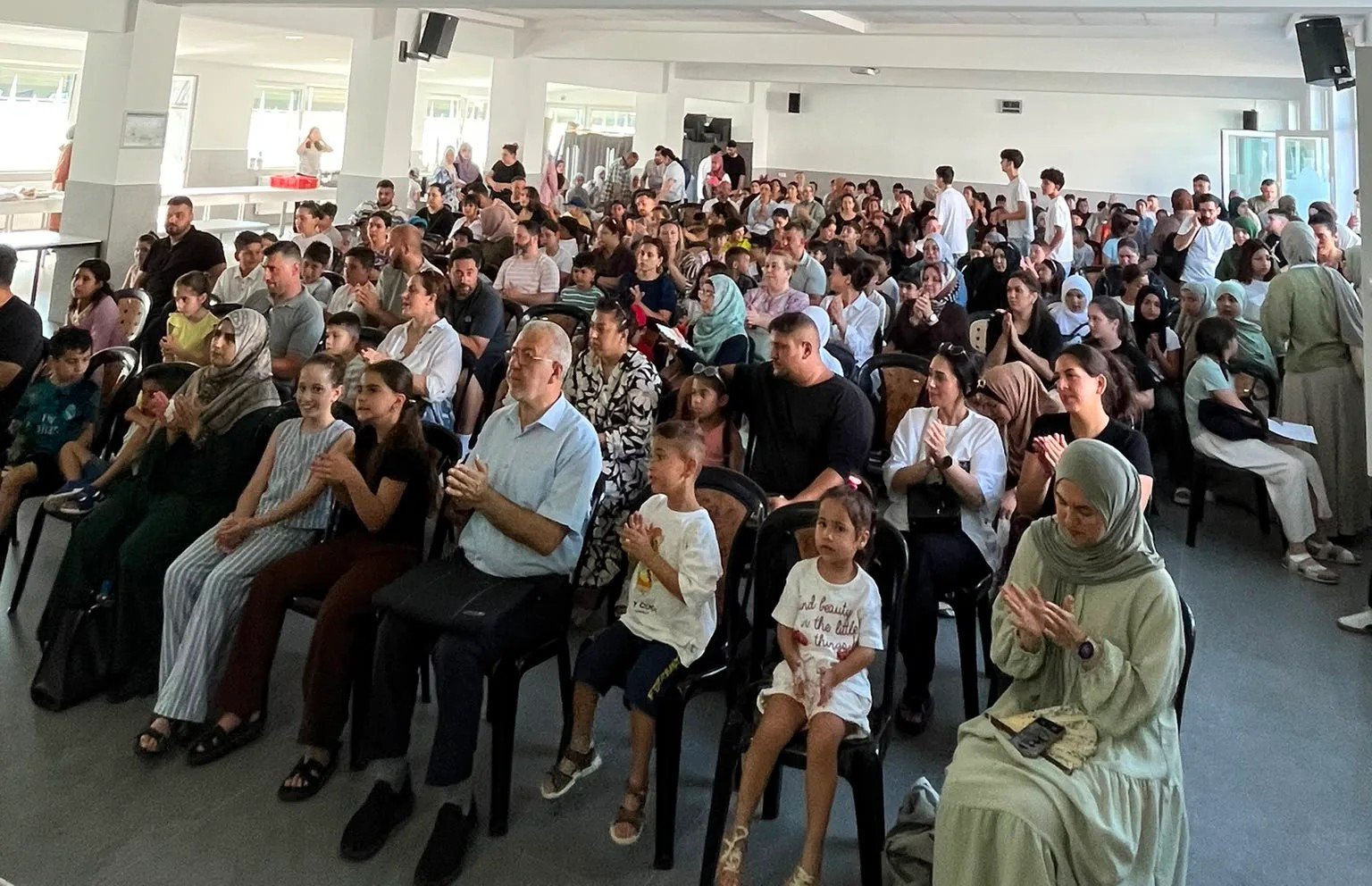 Ditib Ronnenberg Camisinde karne heyecanı